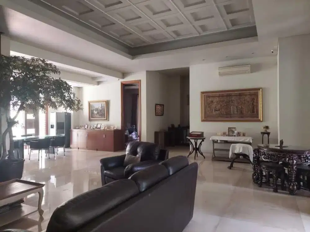 Dijual Rumah Hitung Tanah Lokasi Strategis di Margasatwa Raya