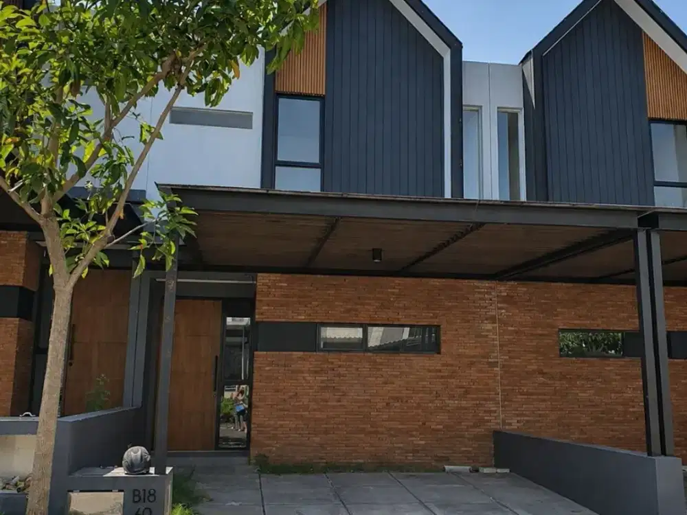 BAru Gres! Dijual rumah royal residence cluster hampton