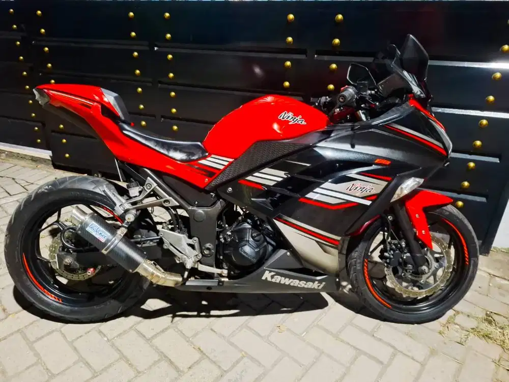 DIJUAL NINJA 250FI TAHUN 2017 ABS HARGA 21.000.000