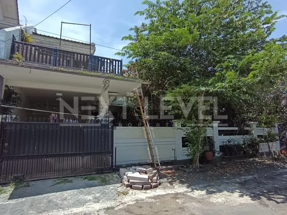Rumah 2 Lantai Bonus Cafe 3 Lantai di Lowokwaru Malang
