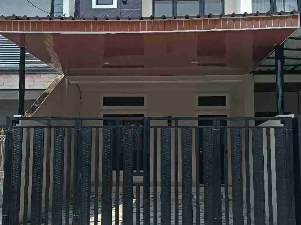 Dijual rumah bangunan baru 2 lantai murah dicitraraya