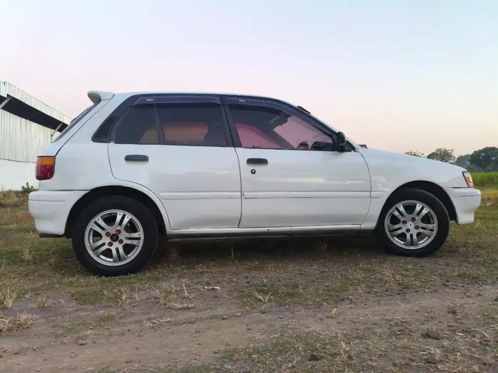 TOYOTA STARLET 1.0 TH 1990 ASLI PUTIH