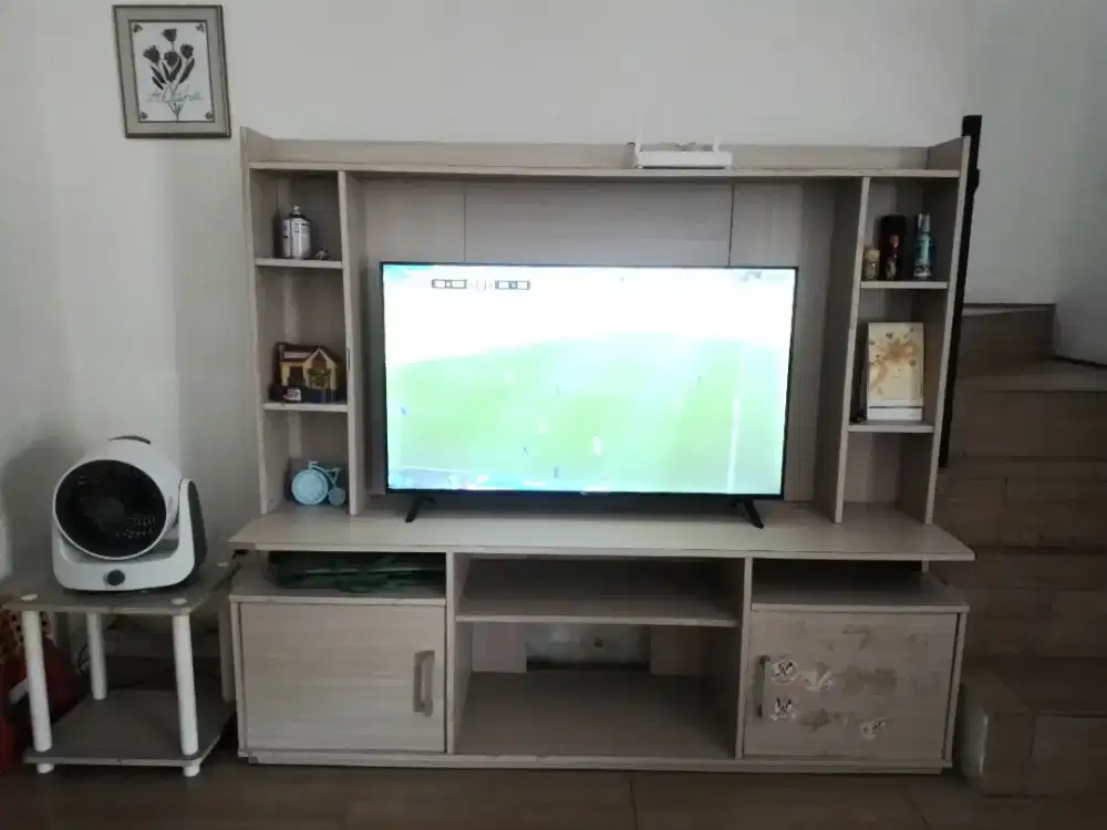 Lemari TV Meja TV