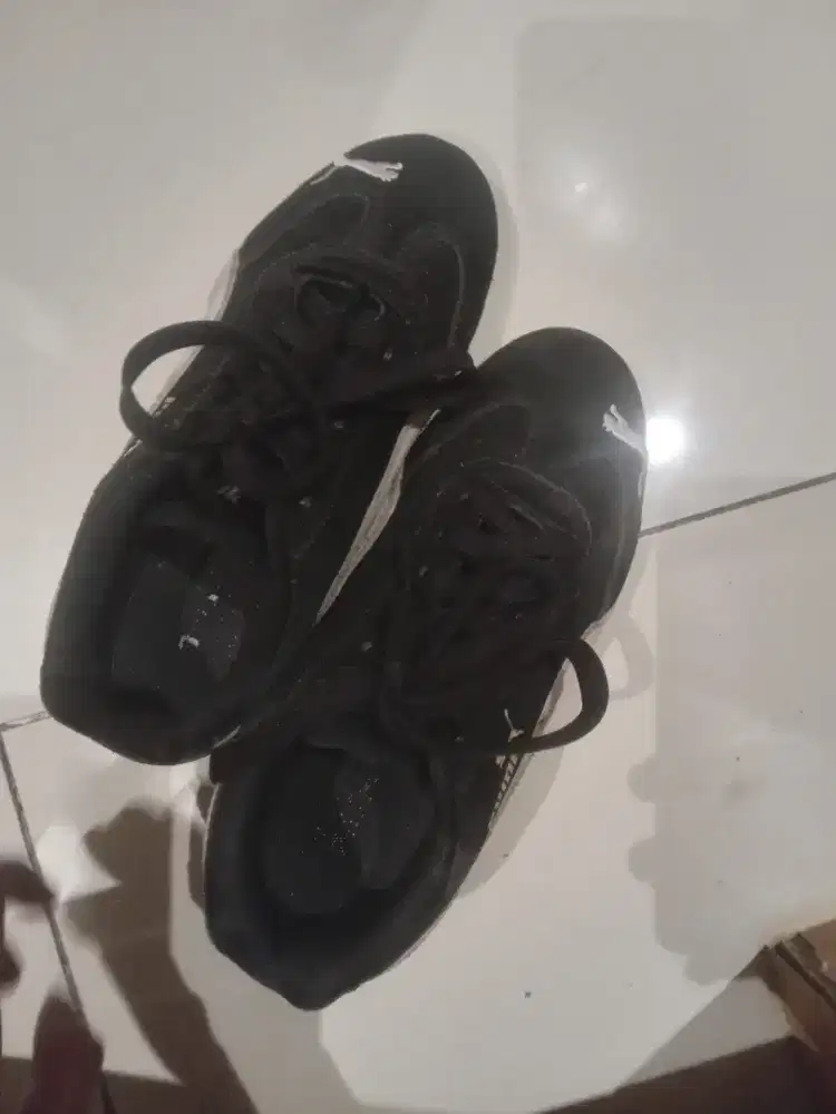 Sepatu puma speedchat