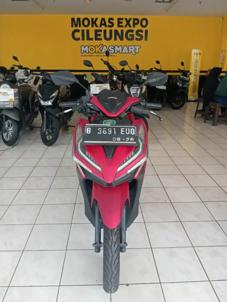 Dijual motor Honda Vario 150 2018