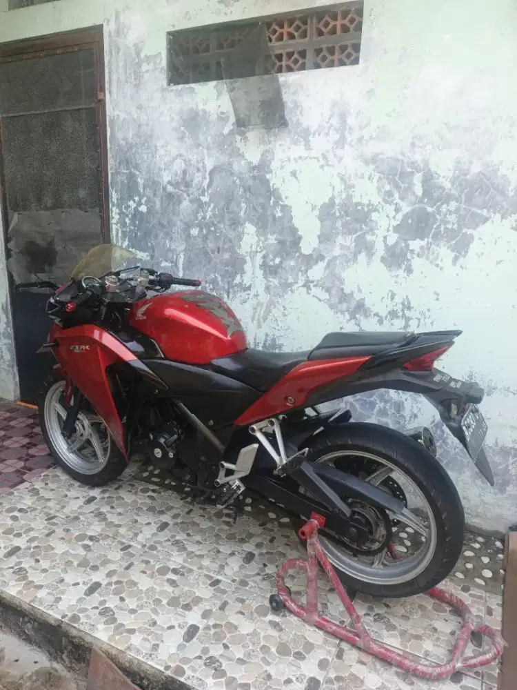 Honda CBR KYJ 250R CBU