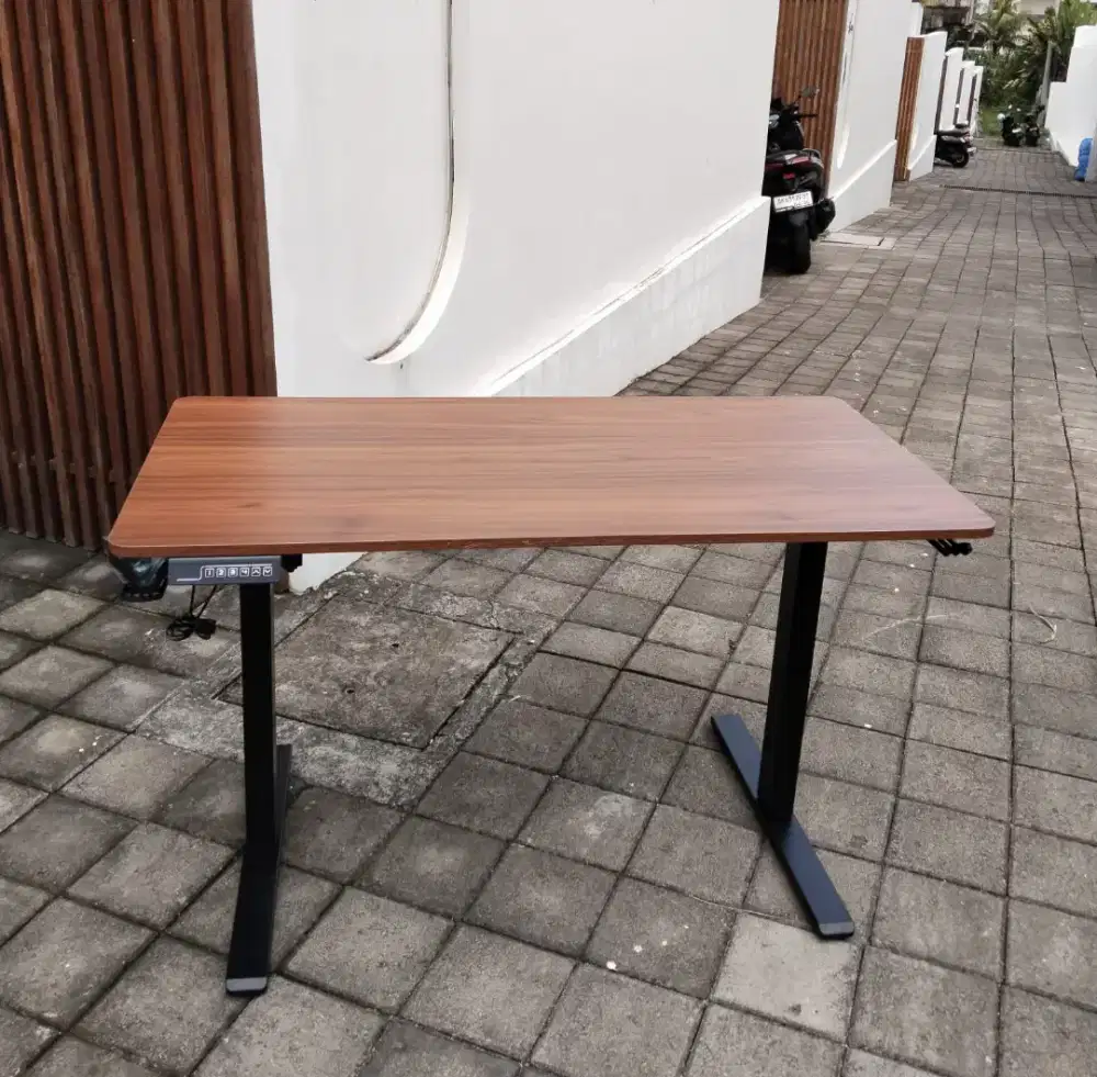 Meja kerja elektrik 120cm