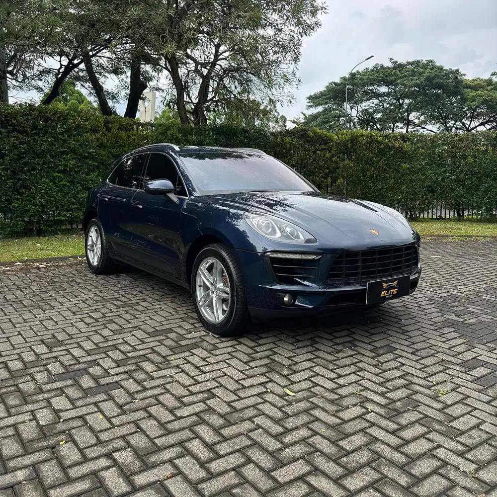 (LOW ODO) Porsche Macan 2.0L 2015