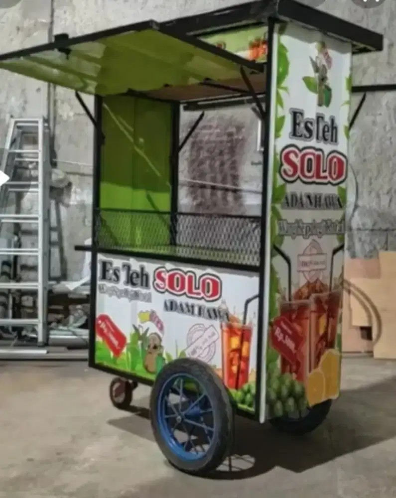 Mencari karyawan gerobak