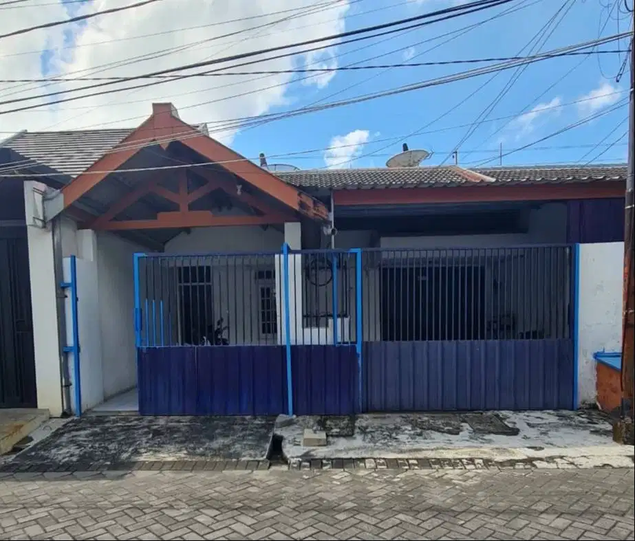 Rumah Di Kutisari Indah Barat Surabaya Bagus Terawat Siap Huni