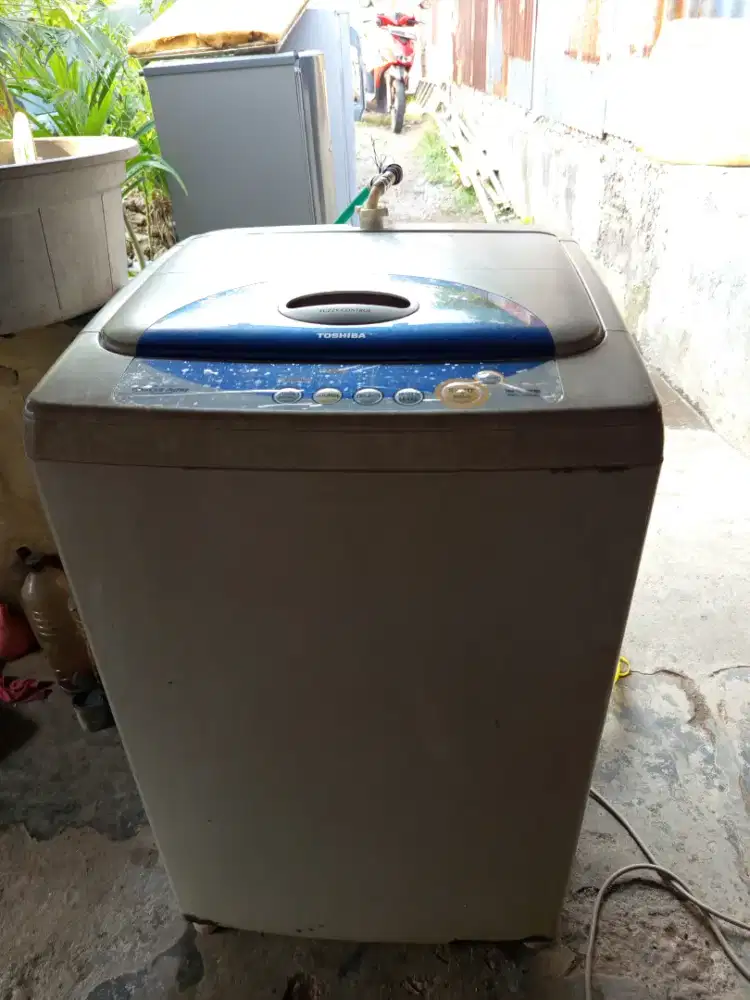 Jual mesin cuci top loading (1 tabung original siap pakai) TOSHIBA