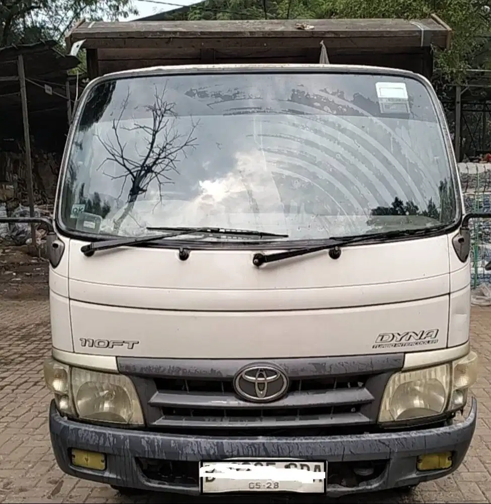 Toyota Dyna 110ft Tahun 2013