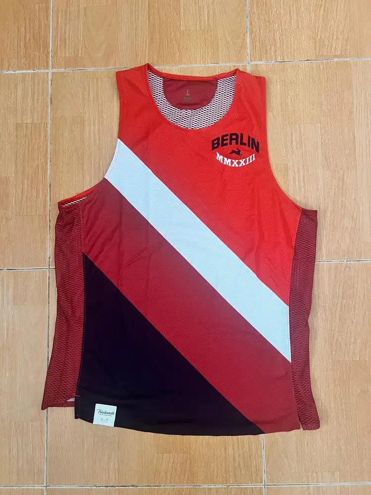 Tracksmith Van Cortlandt Singlet Berlin MMXXIII