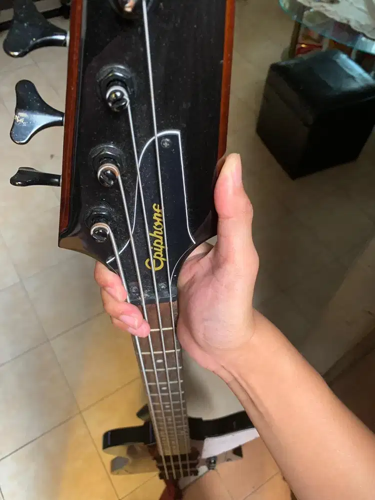 Epiphone Thunderbird E1 Sunburst