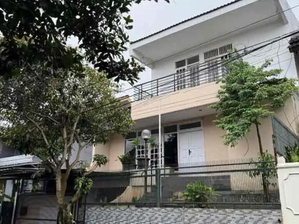 Rumah Strategis Dekat MRT Lebak Bulus