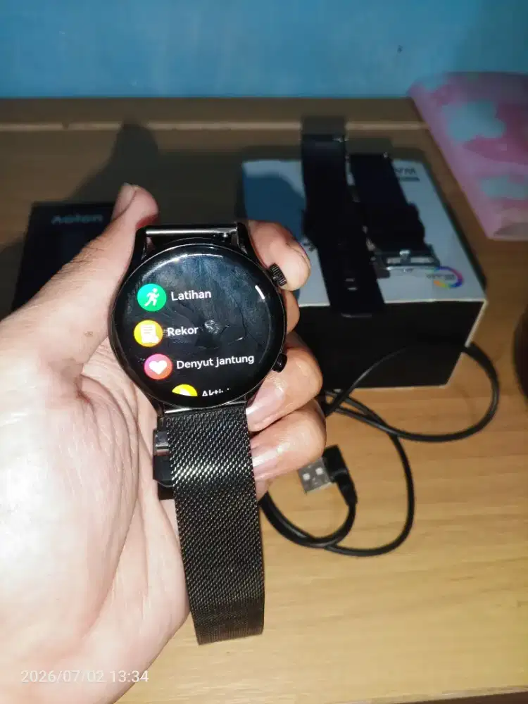 jam tangan smartwatch