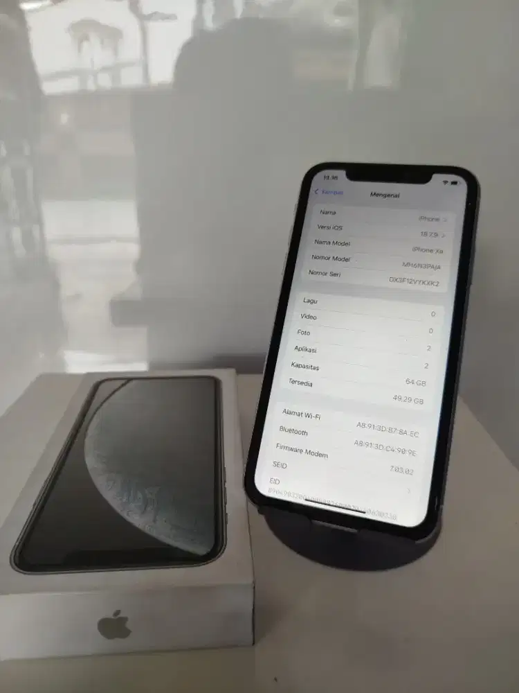 iPhone XR 64gb iBox