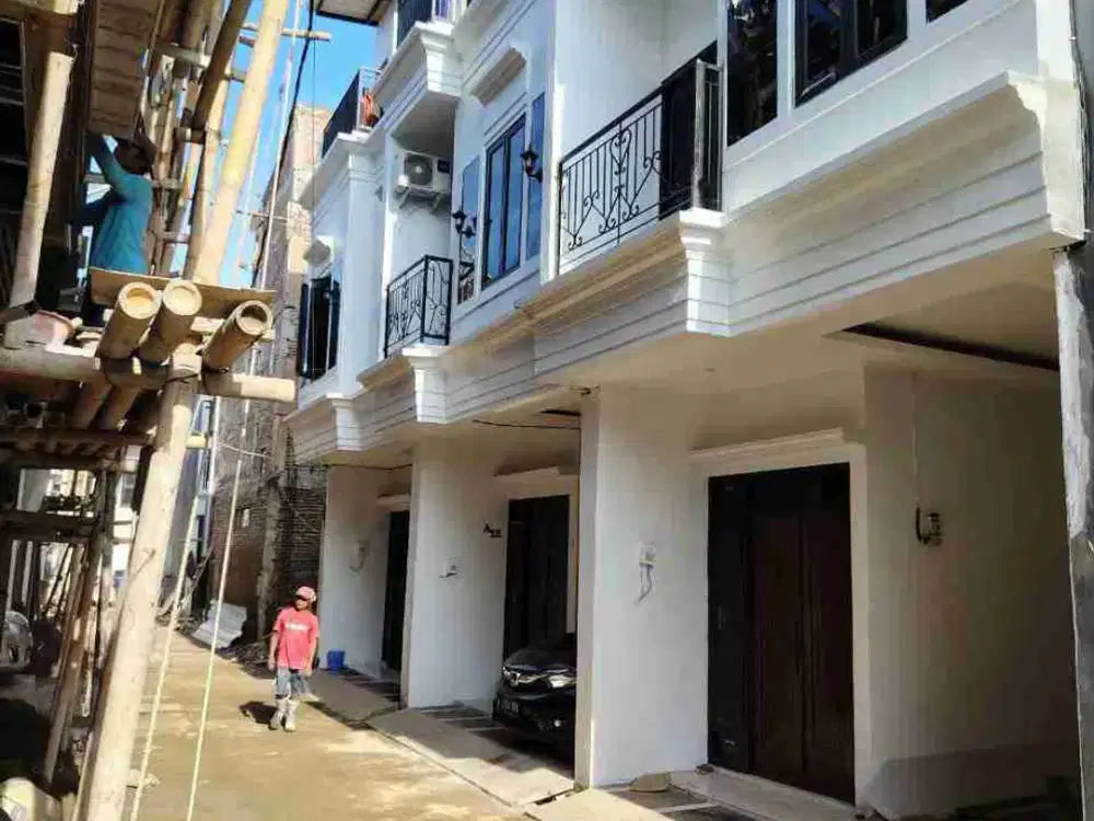 Rumah Cluster 2,5 lt di M Kahfi 1 Cipedak Jagakarsa Jaksel