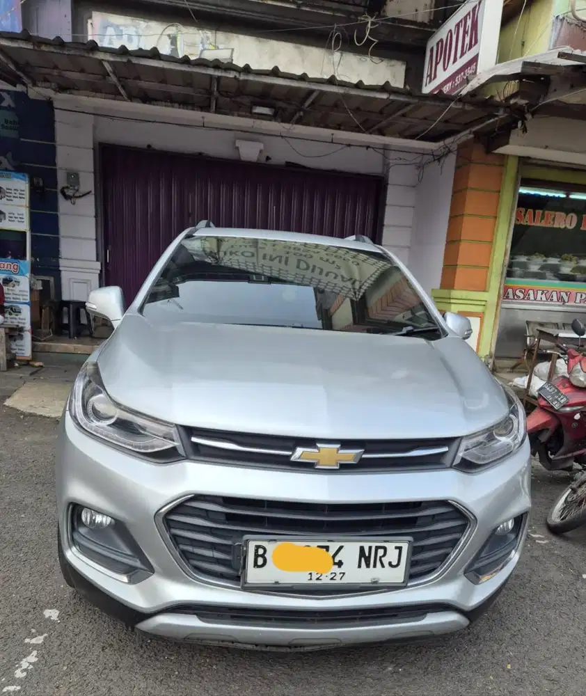 Chevrolet Trax 1.4 LTZ Turbo 2017 Automatic Silver Kilometer 92 Ribu