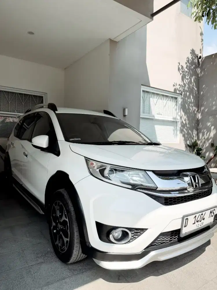 Honda BRV 1.5 Prestige CVT Matic Pembelian 2018 Warna Putih