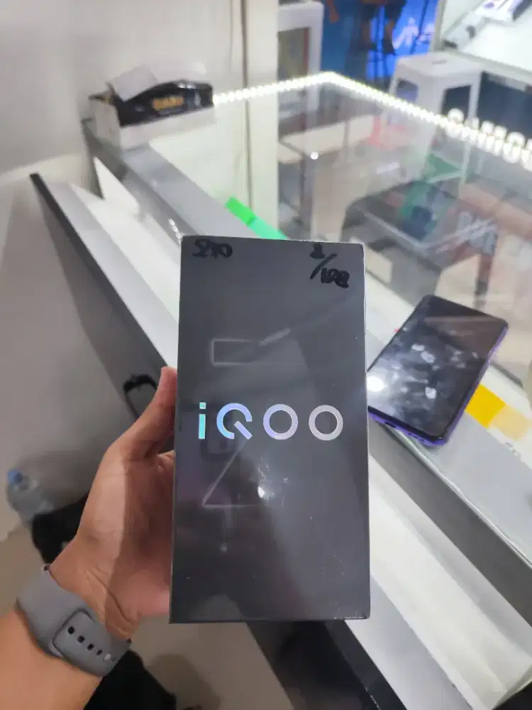 Termurah!! IQOO Z10 5G 8/128 BLACK