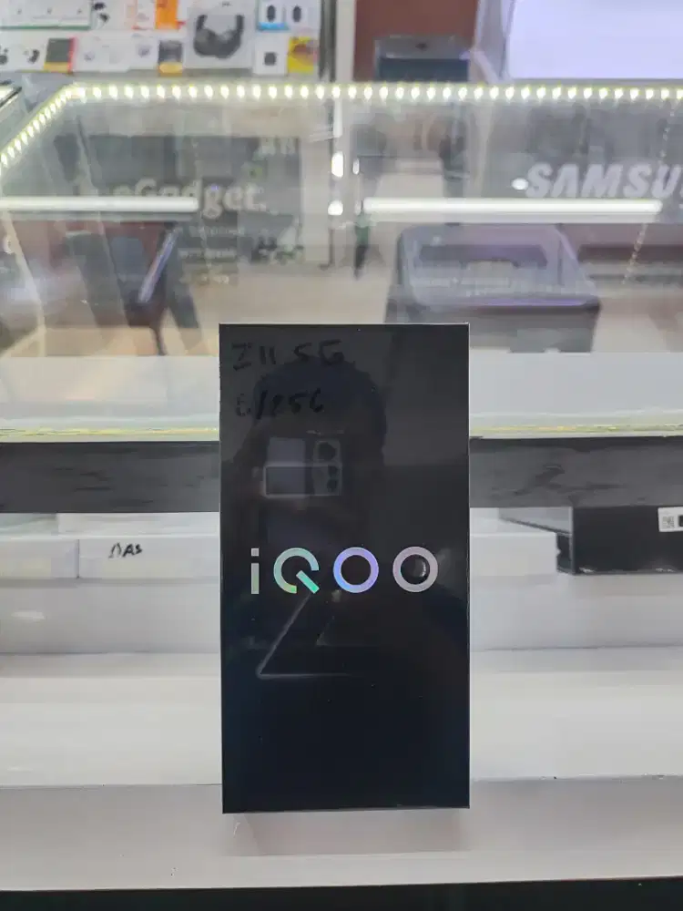 Termurah!! IQOO Z11 5G 8/256 BATRAI 9000MAH