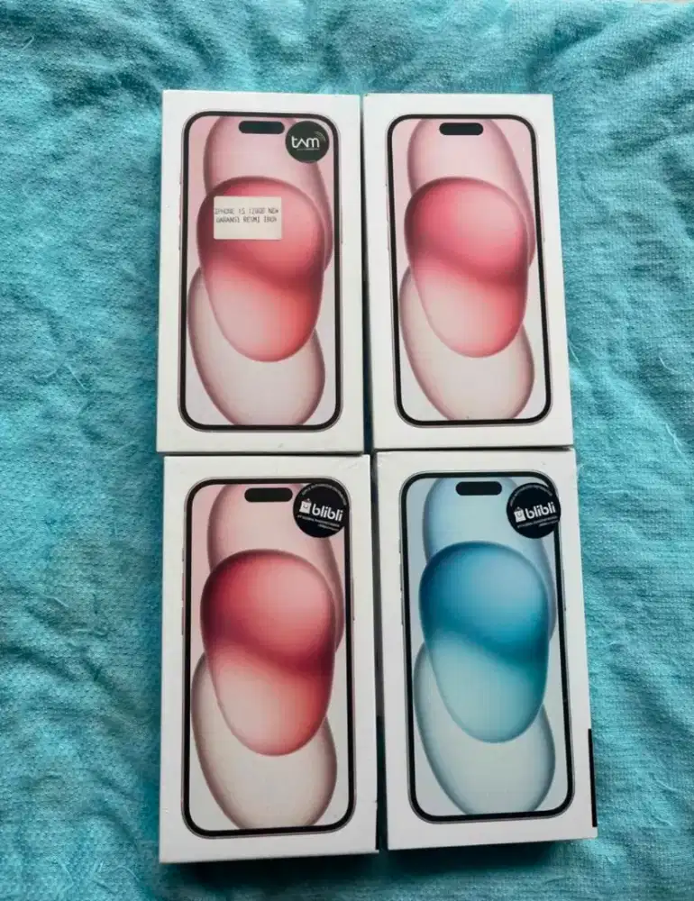 iPhone 15 128GB Pink and Blue Garansi Resmi ibox GDN 1 Tahun