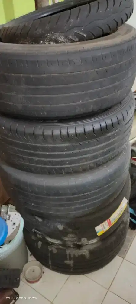 Ban Bekas R17 215/55
