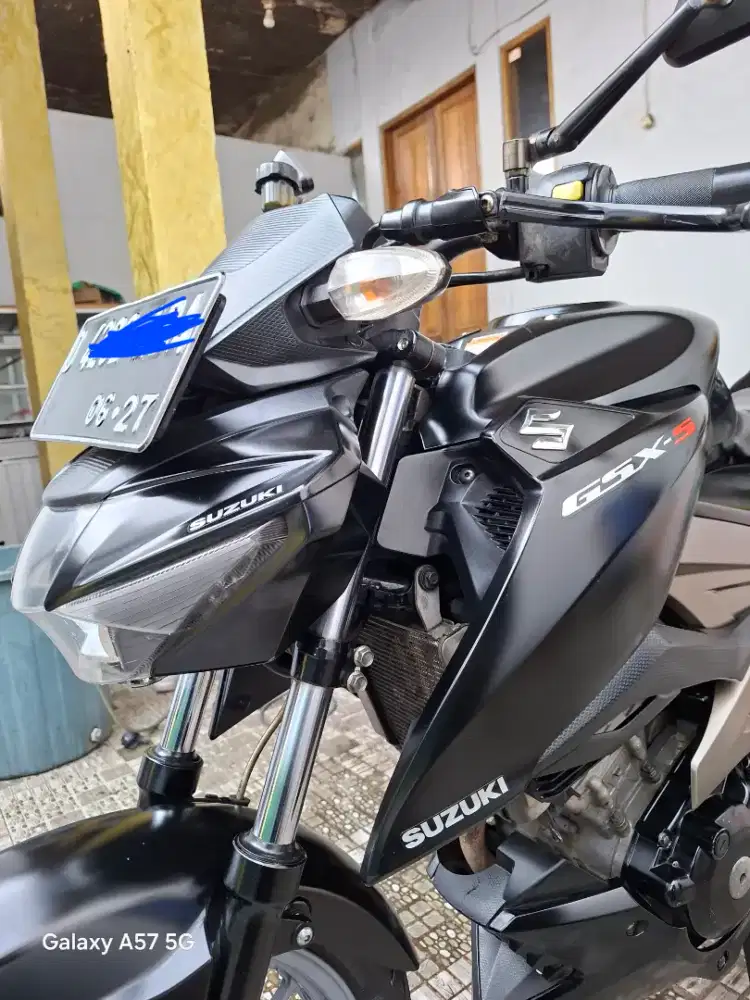 Suzuki GSX - S150 Plat D kota bandung Srt2 lkp mesin cekgur tinggl gas