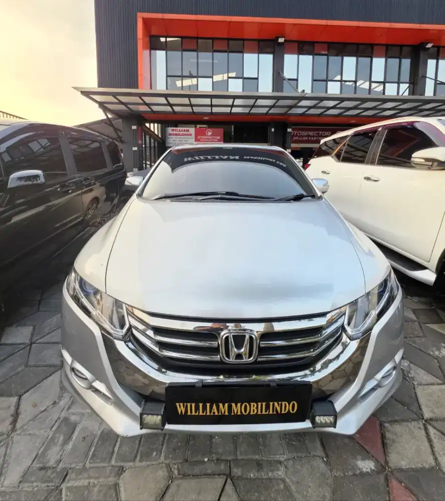 Odyssey RB3 2.4 2012 Silver