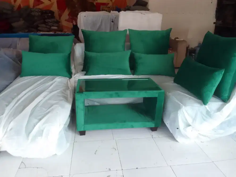 Sofa Alexa + meja bunus bantal besar 4 kecil 4