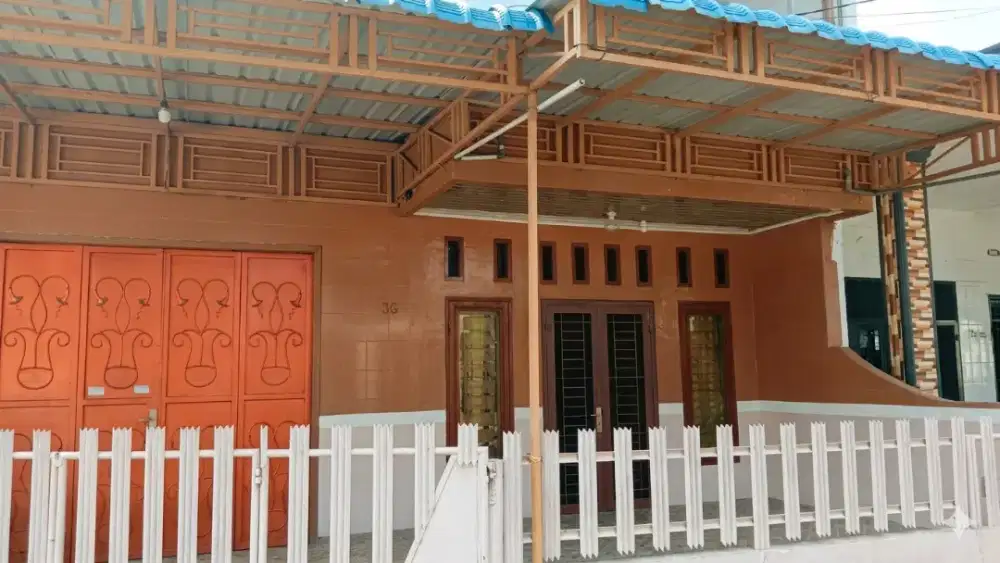 Rumah Minimalis Klasik di Pusat Kota Medan