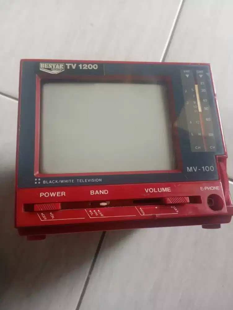 dijual tv mini lawws warna merah