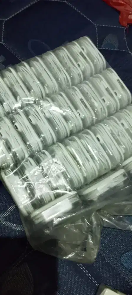 Headset kabel masih Baru
