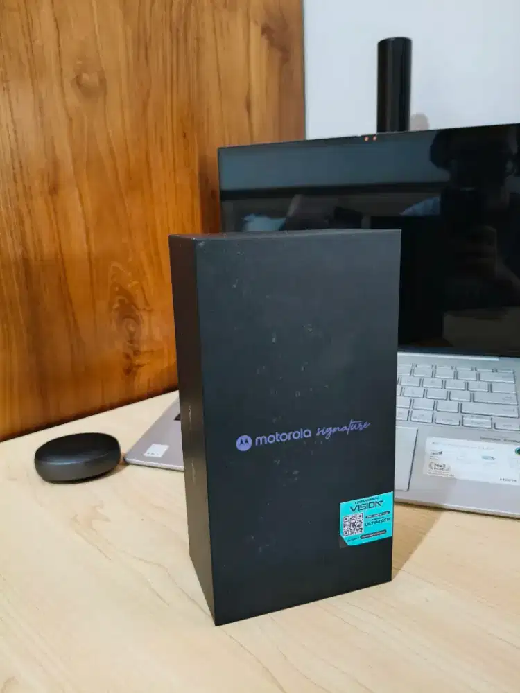 Motorola signature 12/256 new hadiah dari kantor