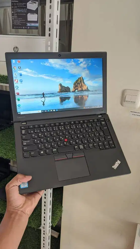ThinkPad X270 Core i5 SSD 256GB RAM 8GB Original Charger