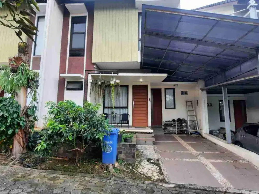 Rumah 2 Lantai Tanah Luas Siap Huni Jakarta Selatan