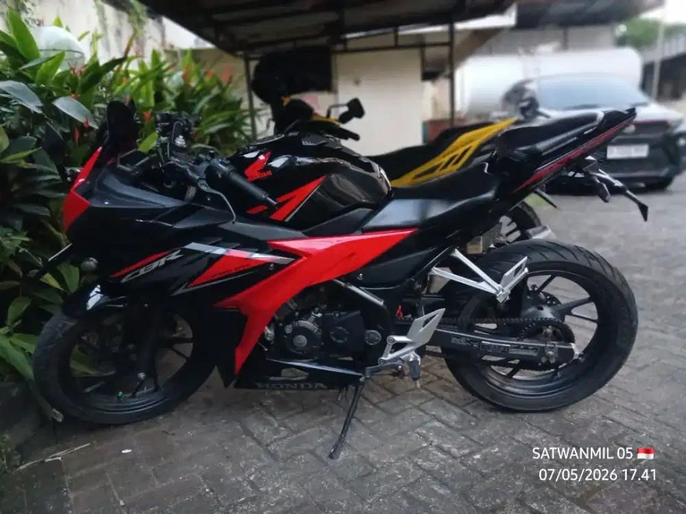 Honda CBR 150R tahun 2018