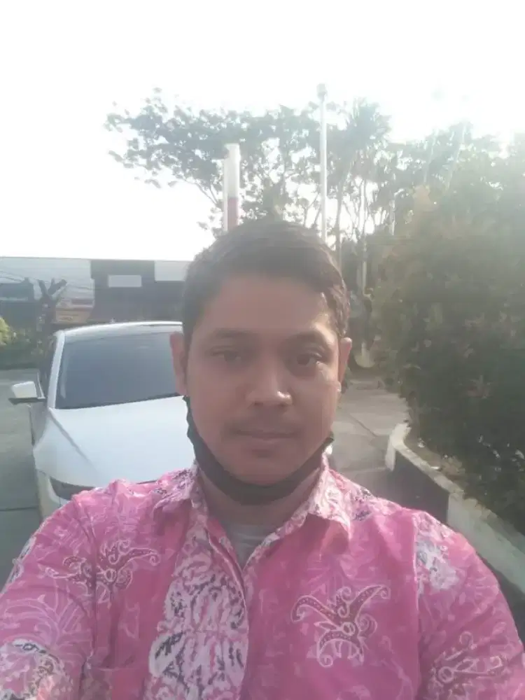 Saya pria muslim SDH berkeluarga cari pekerjaan driver pribadi