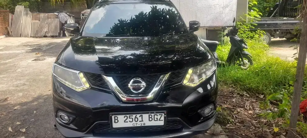 DIJUAL NISSAN XTRAIL 2015