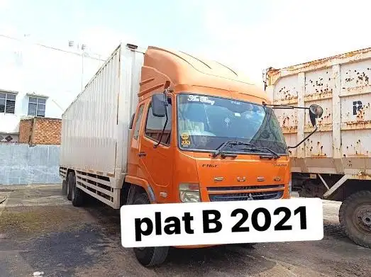 MULUS+banBARU MURAH Mitsubishi fuso tronton 6x2 box besi 2021 bok