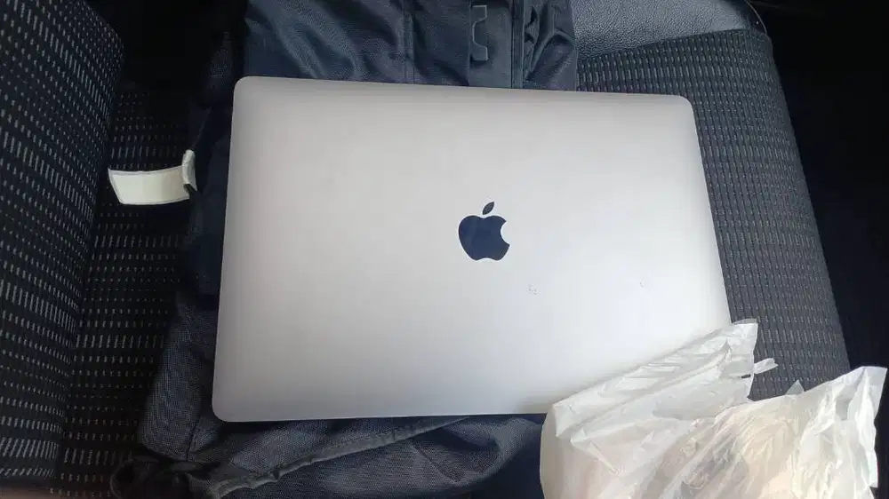 Macbook Air M1 13 Inch