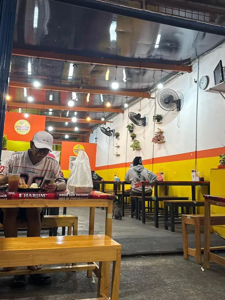 Lowongan kerja Steward/kitchen ayam geprek