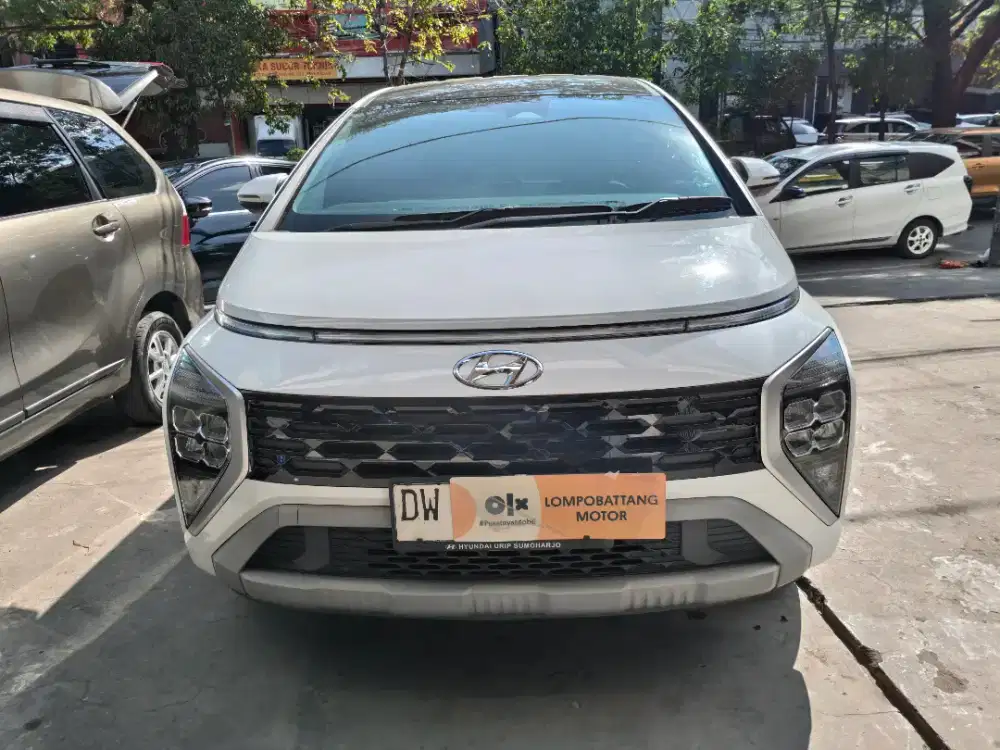 BerGARANSI 2thn Hyundai Stargazer Prime Luxury 2024 ivt 2023 T xpander