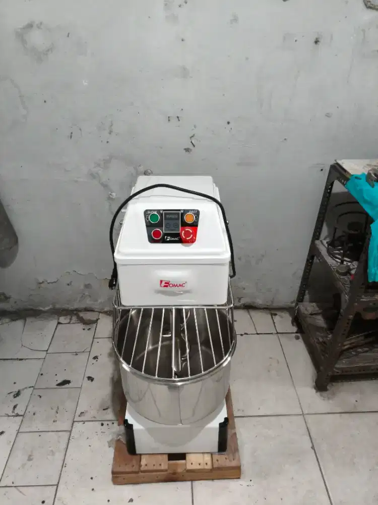 MIXER SPIRAL FOMAC 20 LITER