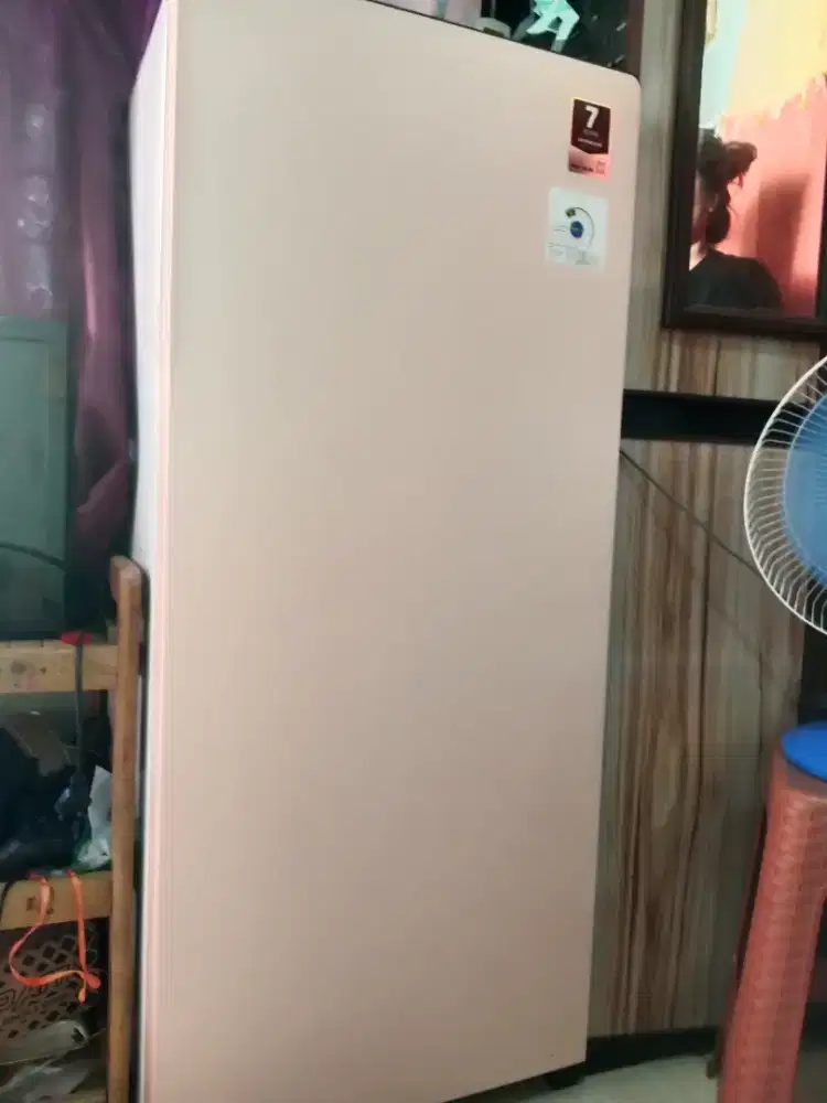 Kulkas aqua 1 pintu