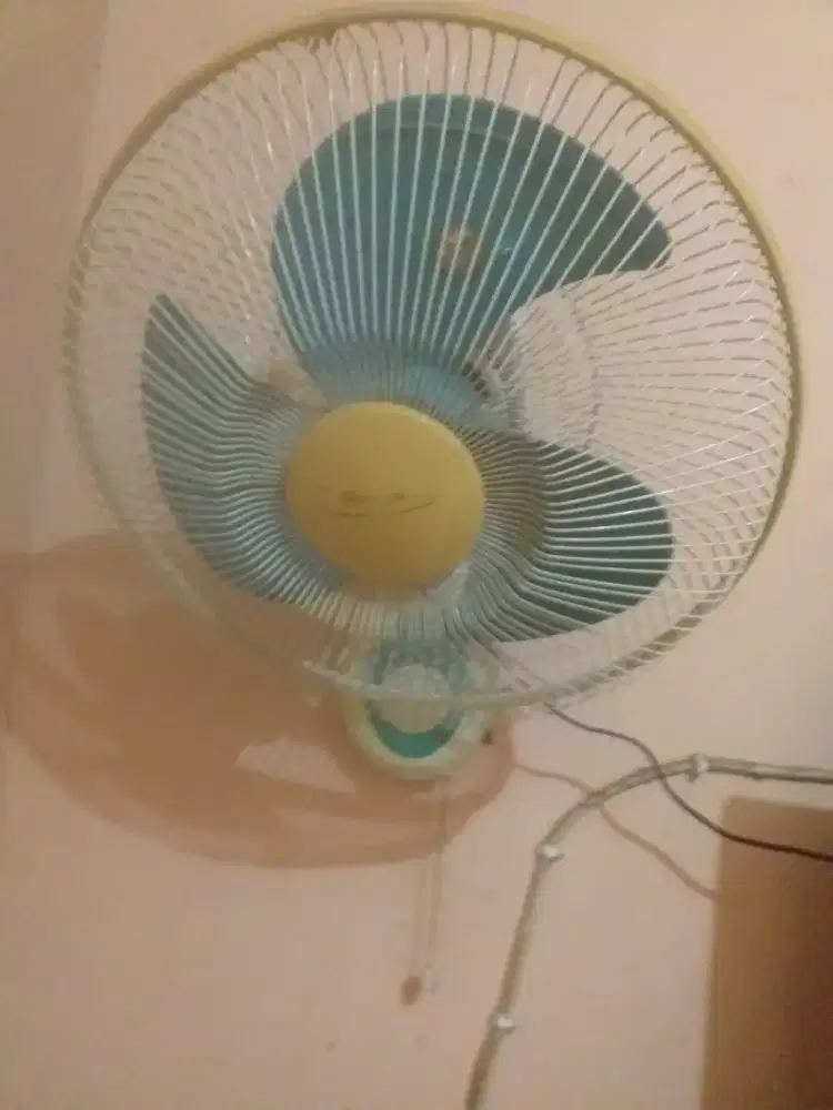 Kipas angin dinding maspion 14