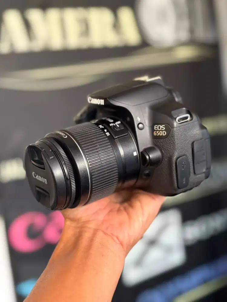 Canon 650D Kit 18-55 IS Box