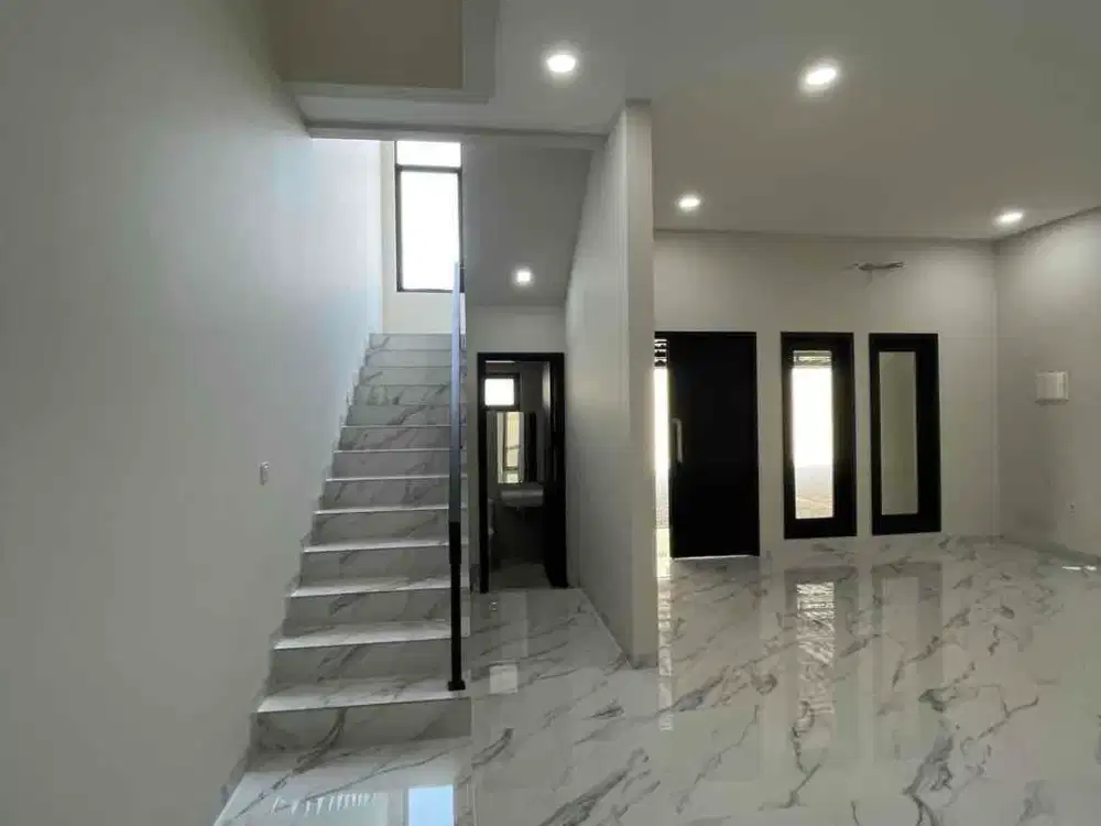 DIJUAL CEPAT RUMAH BARU SIAP HUNI MINIMALIS MODERN di BSD CITY
