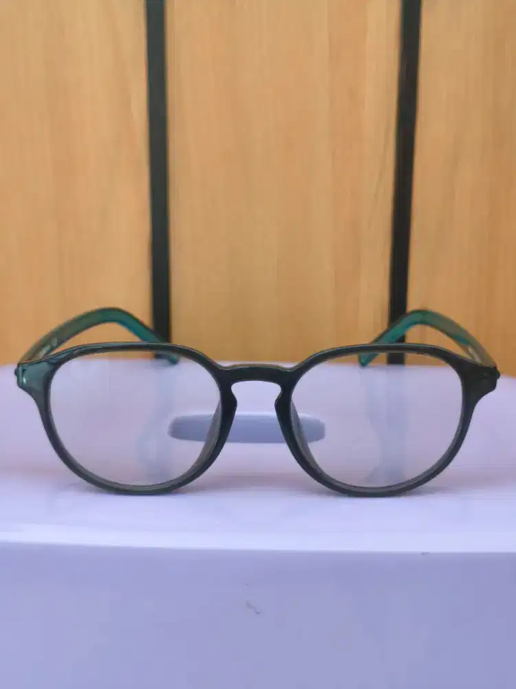 Kacamata bluecromic Converse by Optik Melawai